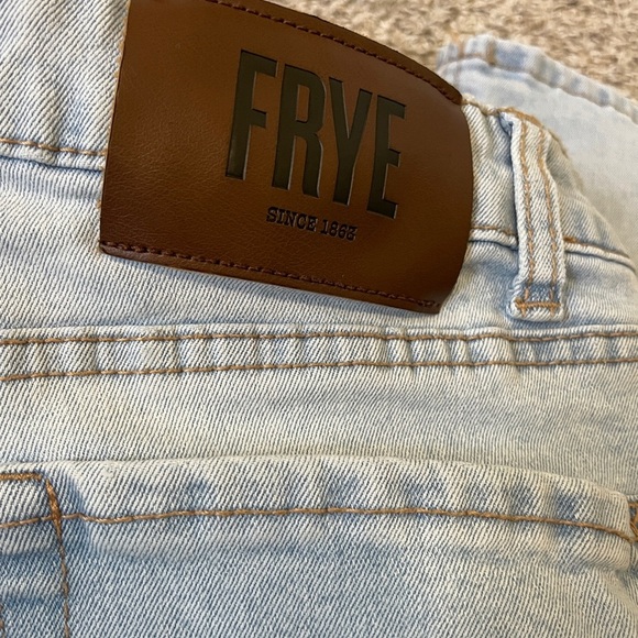 FRYE | Women’s Light Wash Slim Fit Jeans | 12/31 High-Rise - Picture 2 of 9